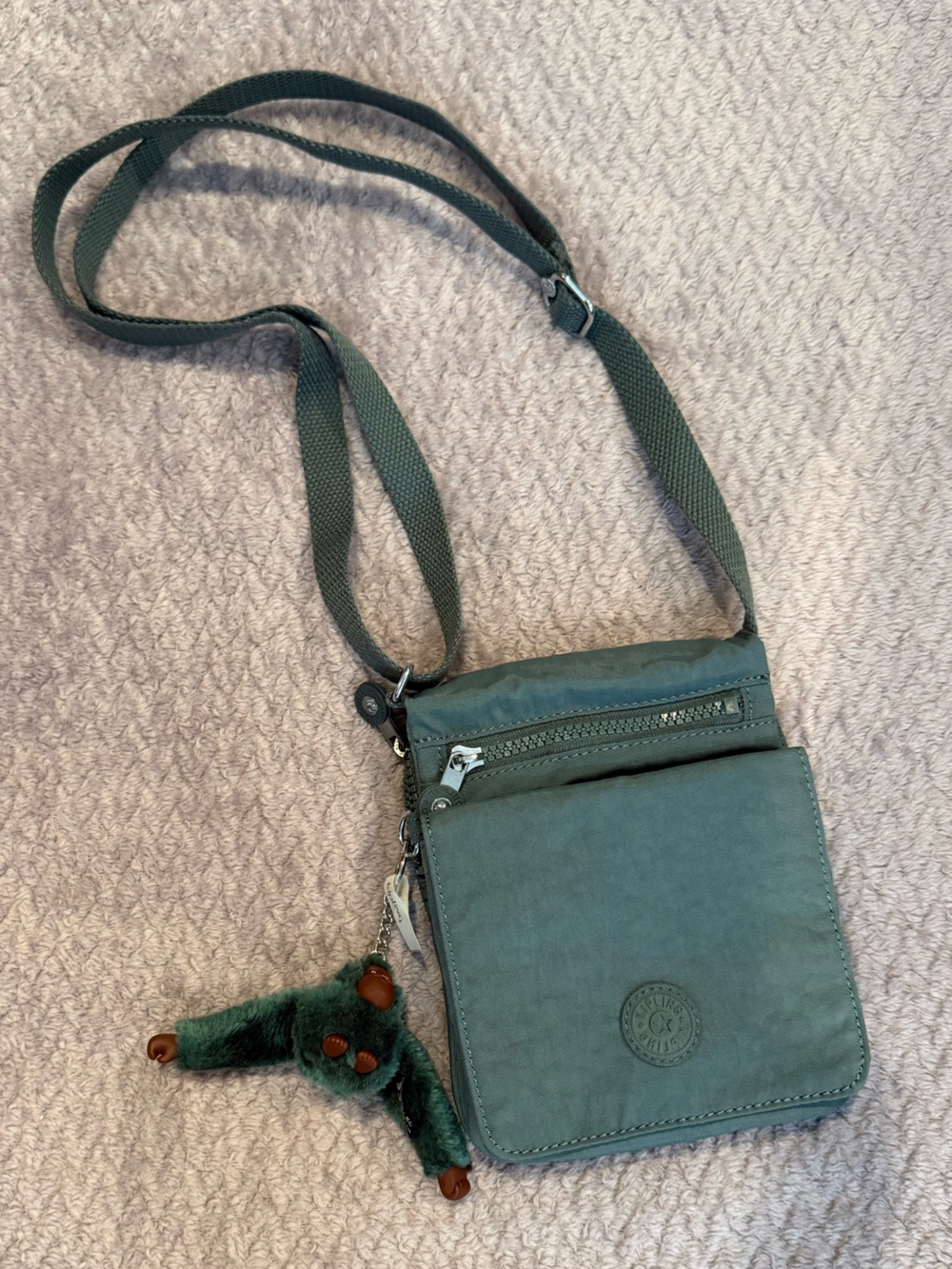 KIPLING Sage Green Crossbody Shoulder Bag Unisex 💚